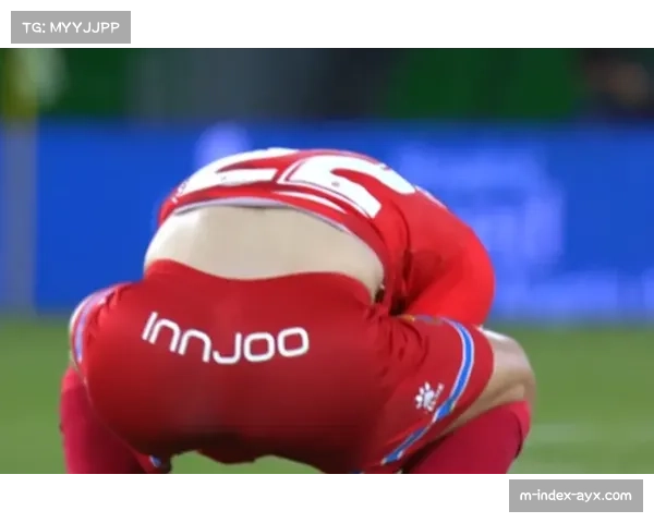 沃尔夫斯堡三次领先三次被追平 防守漏洞暴露无遗 沃尔夫斯堡三次领先三次被追平 防守漏洞暴露无遗