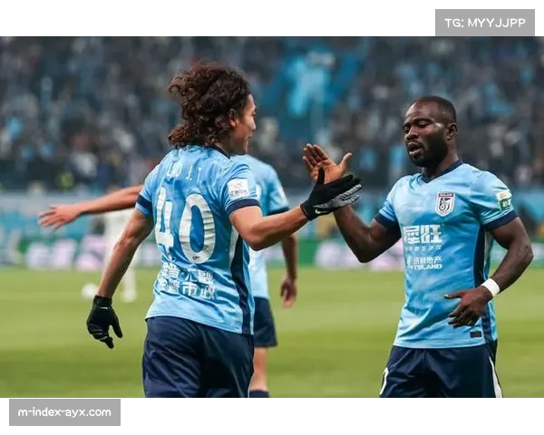 大连英博签下阿奇姆彭斯坦丘 河南旧将与三镇旧将组进攻组合